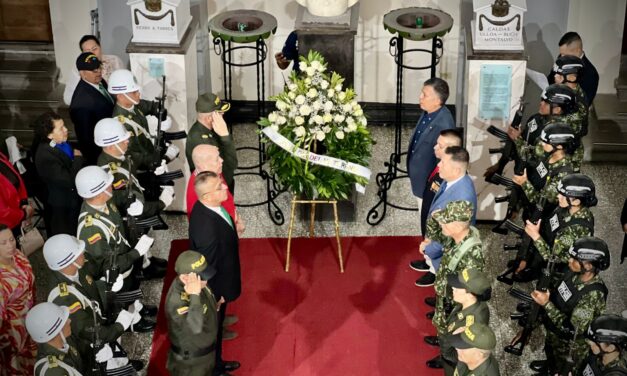 La Policía Metropolitana de Popayán rinde homenaje a los veteranos en su día