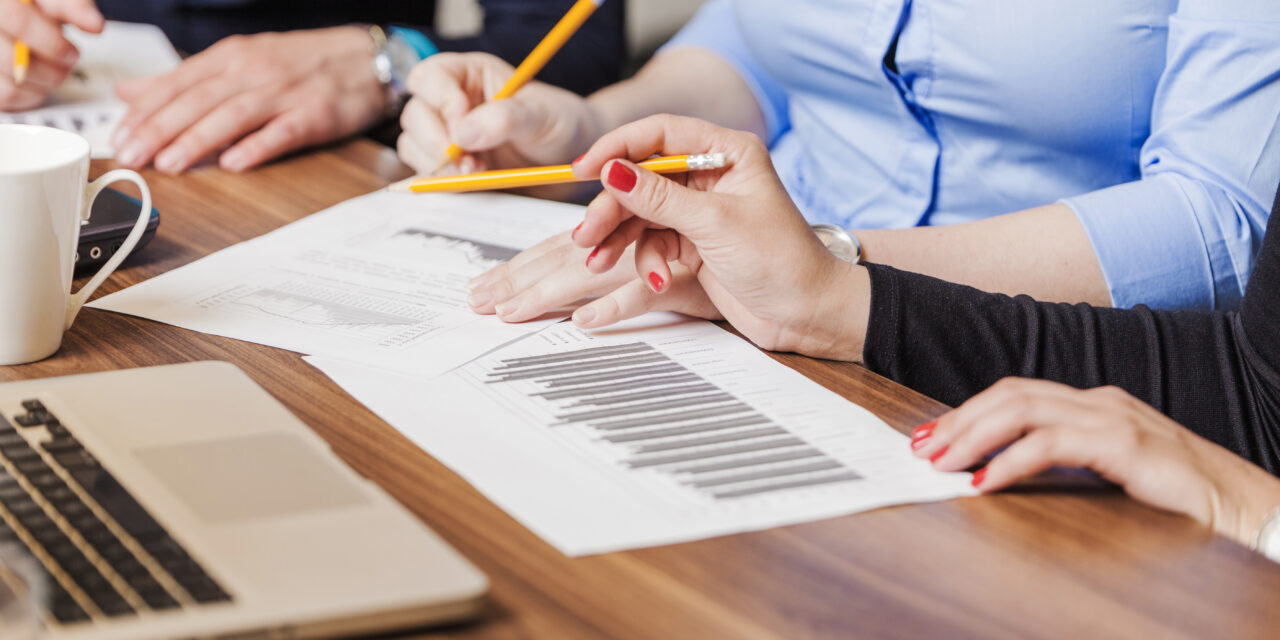 Detalles de artículos aprobados de la reforma laboral y que establecen un salario mínimo para aprendices Sena