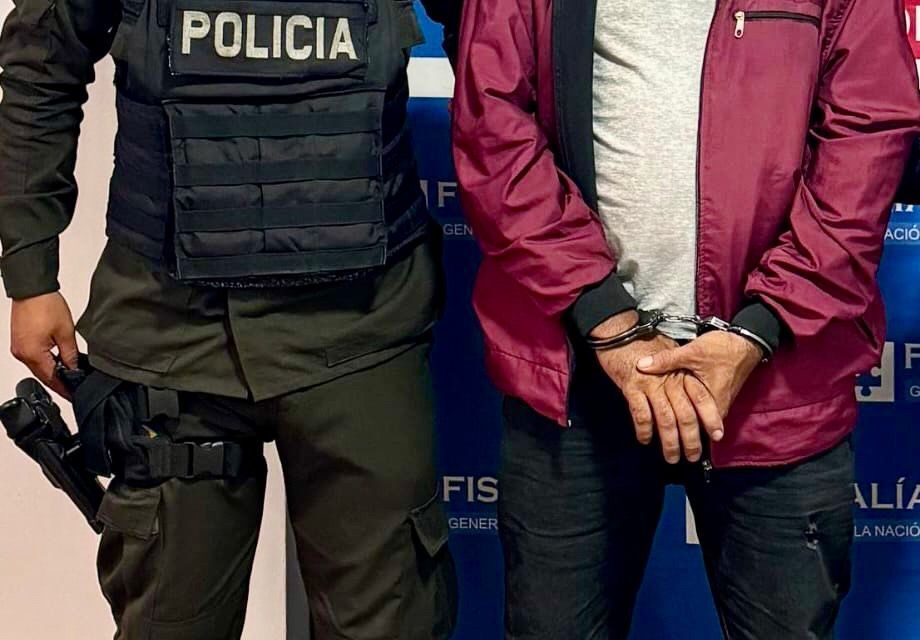 Captura en Popayán: Policía detiene a hombre con base de coca y gran cantidad de dinero