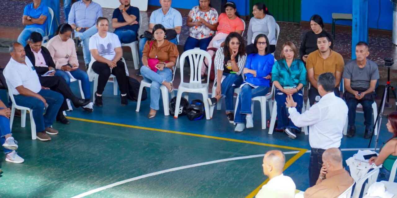 Alcalde de Popayán se reúne con líderes de la Comuna 2