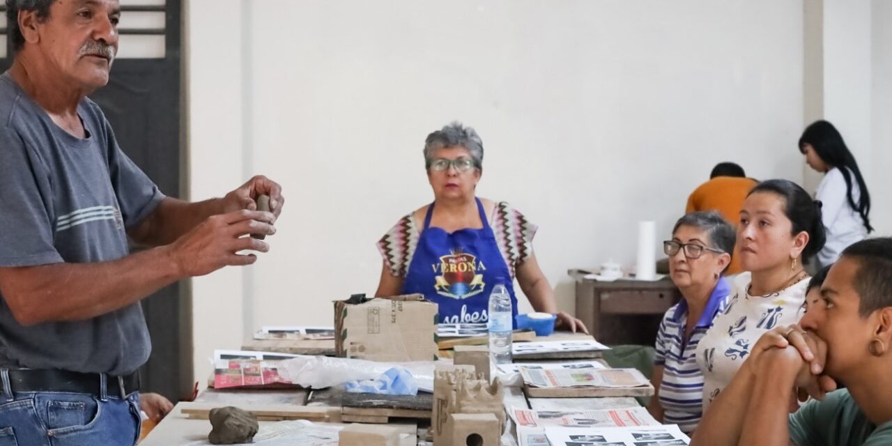 El arte y la cultura se fomenta con talleres de artesanías en Popayán