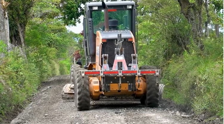 Rehabilitación de vía rural beneficia a más de 700 habitantes de Popayán