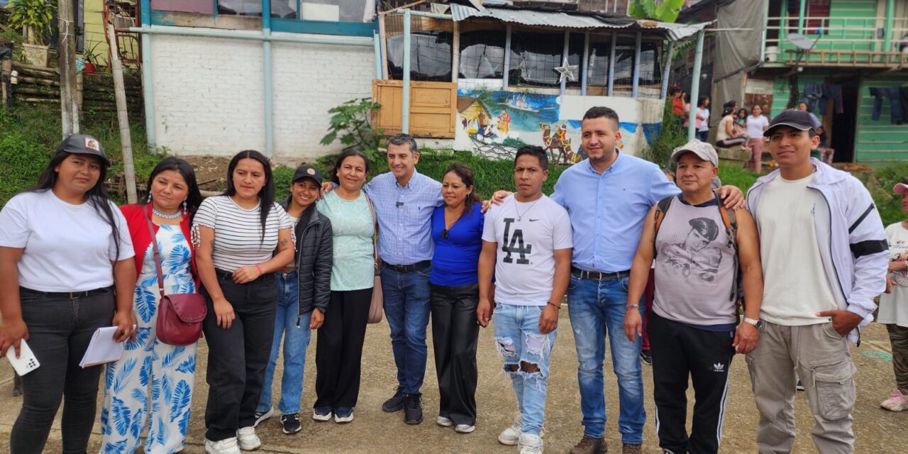 Alcalde visita asentamiento Gustavo Restrepo en Popayán