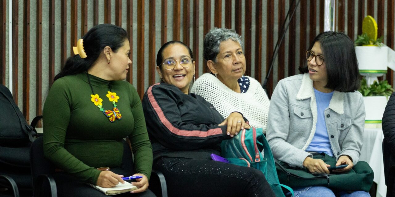 Seminario fortalece capacidades de liderazgo en mujeres en Popayán