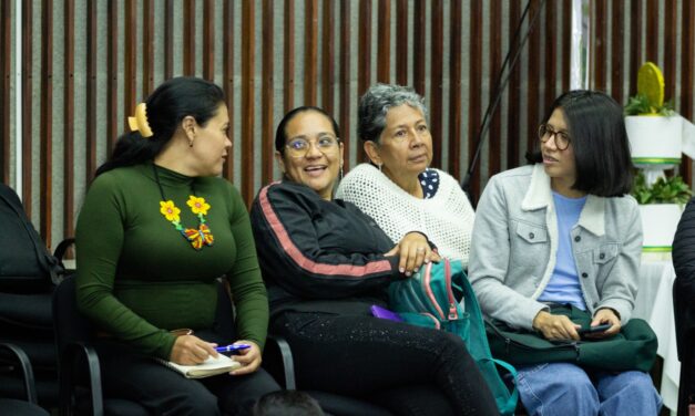 Seminario fortalece capacidades de liderazgo en mujeres en Popayán