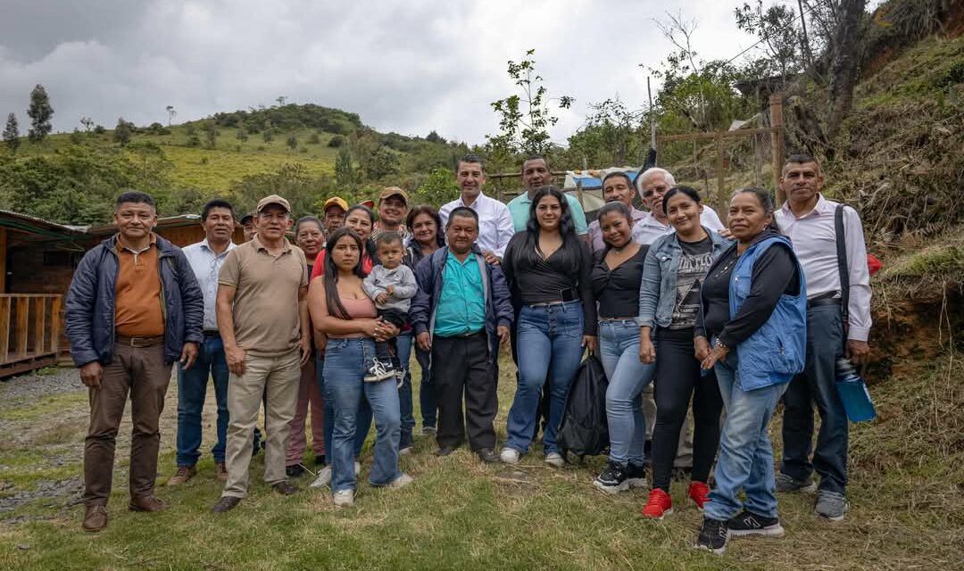 Líderes rurales de Popayán discuten proyectos sociales