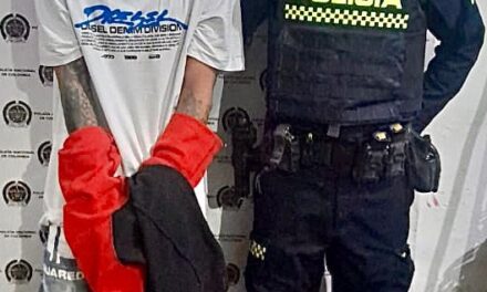 Capturado en flagrancia por hurtar a un estudiante en el barrio los comuneros