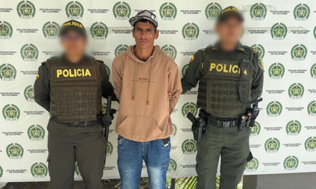 El grupo de bici patrullas de la Policía Nacional, capturo a alias “El Calvo” condenado a 144 meses de prisión en Popayán
