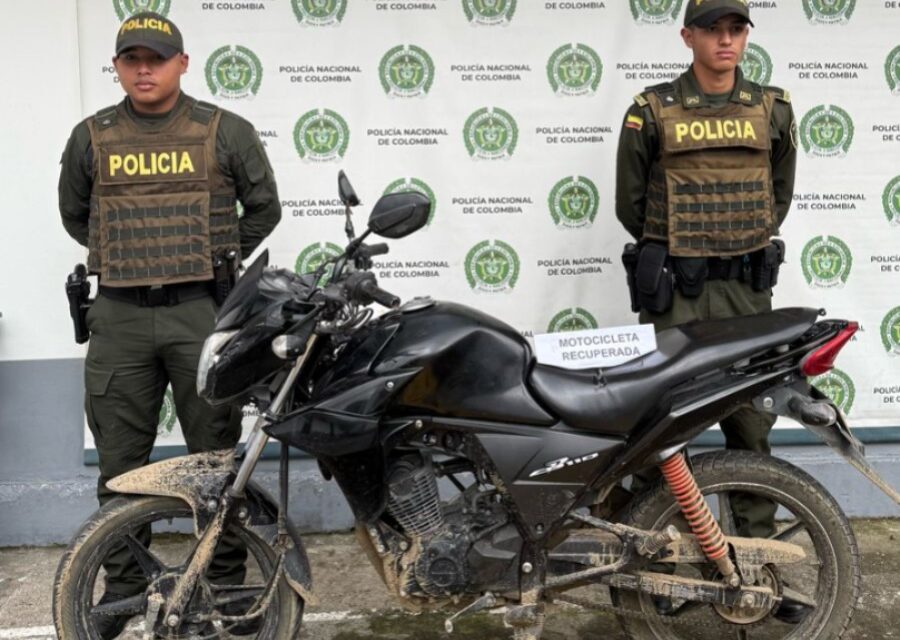 Varias motocicletas y un vehículo recuperados en operativos de control policial en el Cauca