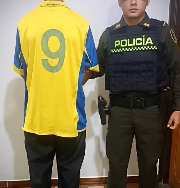Intimidó a un líder comunal con un arma blanca y terminó aprehendido por la policía en Popayán