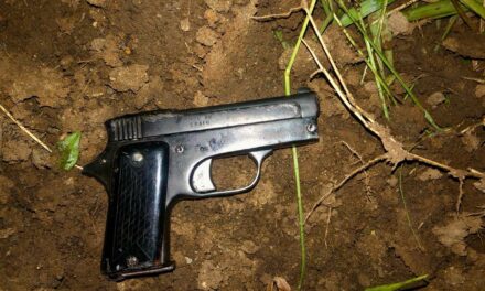 Persecución policial en Popayán culminó con incautación de un arma de fuego