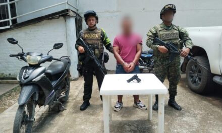 Respuesta inmediata: ¡Capturado en plena vía! un hombre con un arma de fuego en el norte del Cauca