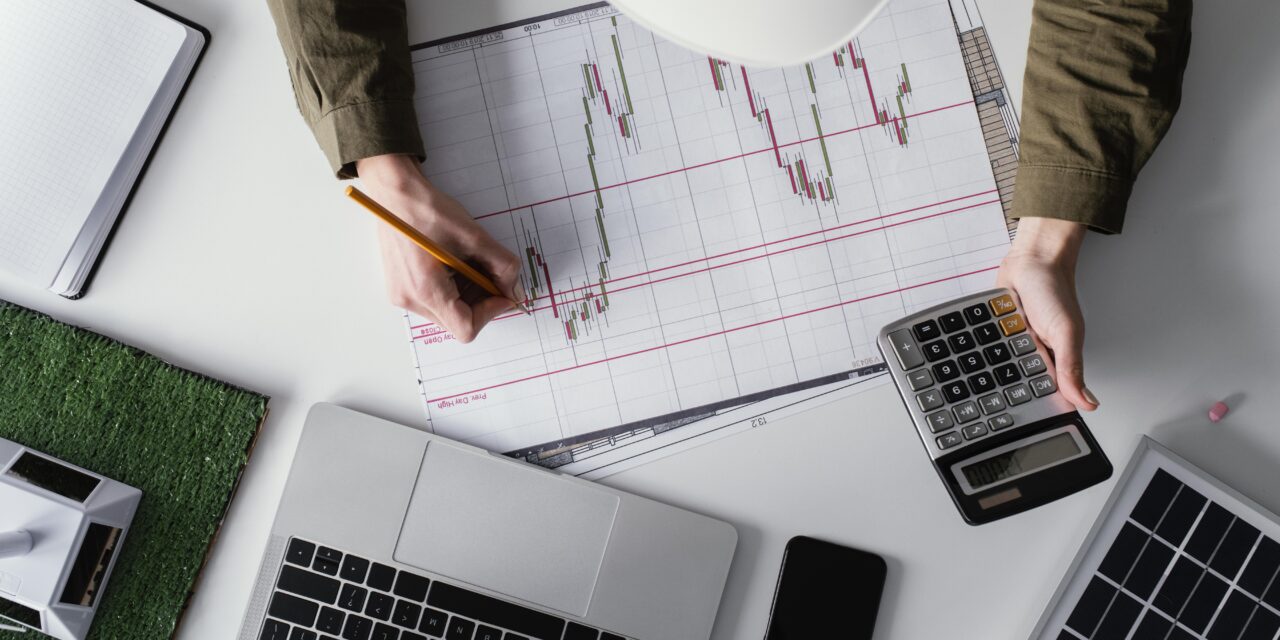 Lunes Negro en la Economía Mundial: Bolsas Se Desploman por Guerra Comercial de Trump