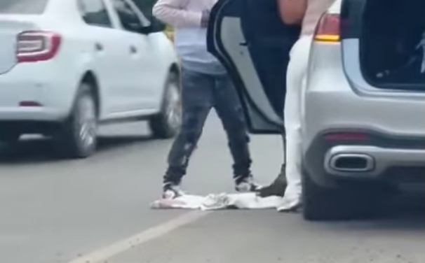 Atraco en la vía Panamericana: pasajeros de una camioneta fueron interceptados por delincuentes a plena luz del día