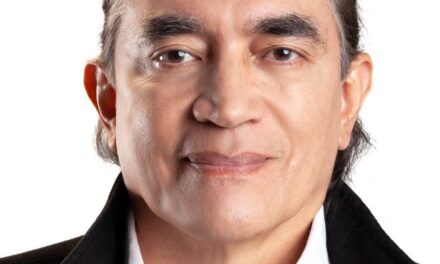 Se conoce la carta de renuncia de Gustavo Bolívar al Gobierno Petro: el mandatario recibió su dimisión en evento público