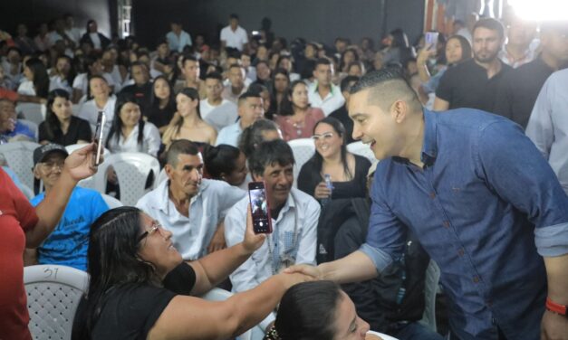 Escuchar para transformar: Gobernador se reunió con comunidades del centro del Cauca