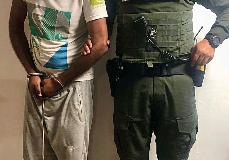 Capturado en el norte de Popayán con estupefacientes, dinero en efectivo y arma blanca
