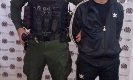 Capturado por portar motocicleta con numeración alterada en vía a El Tambo