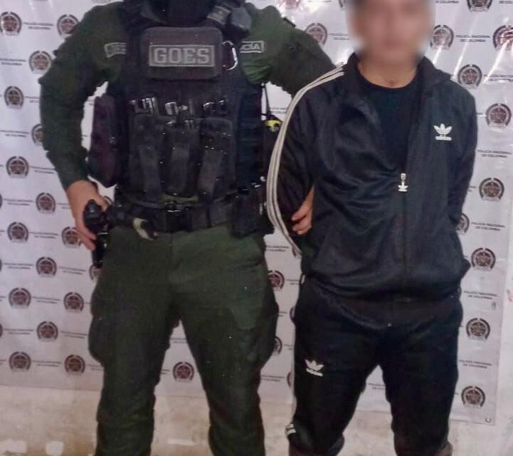 Capturado por portar motocicleta con numeración alterada en vía a El Tambo