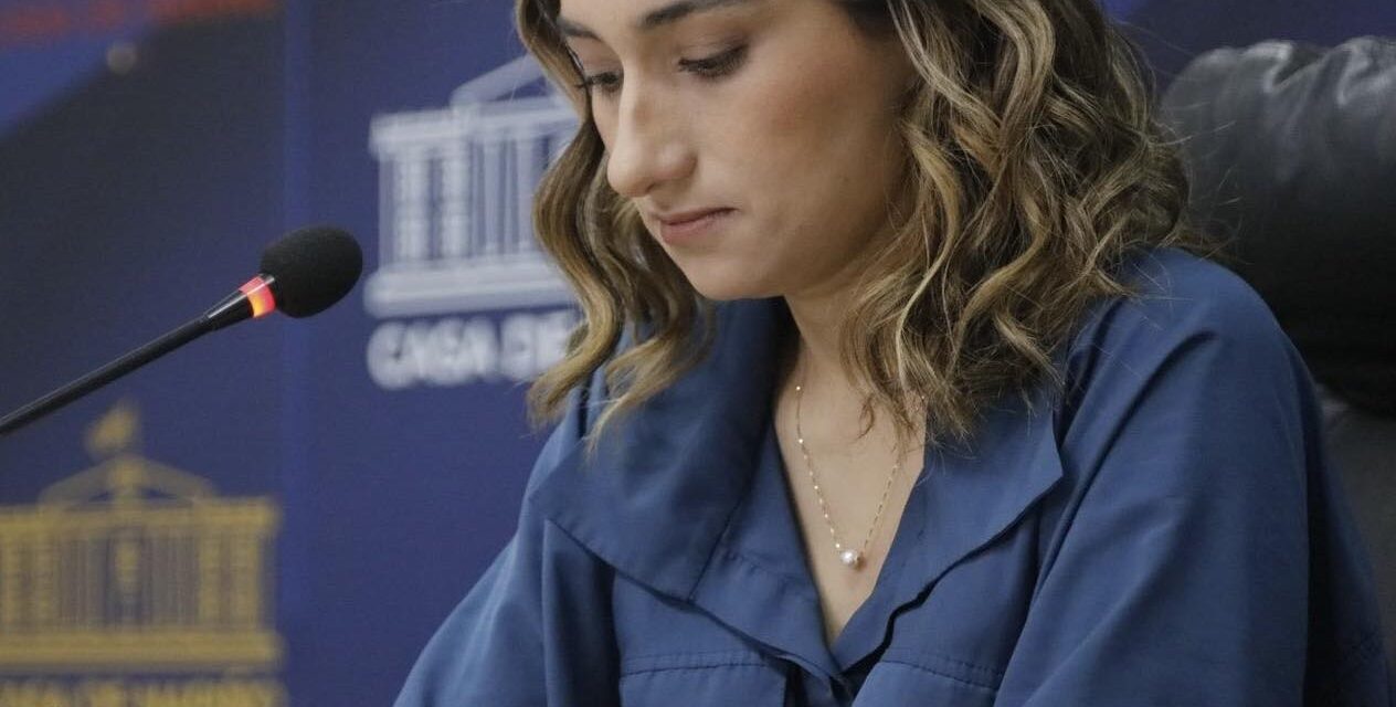 Crisis de pasaportes en Colombia: el rol de Laura Sarabia y las apuestas de Petro