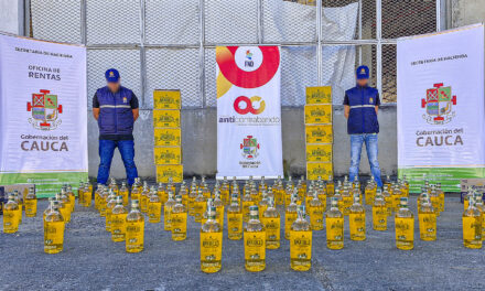 Incautan 600 botellas de licor de contrabando y cierran establecimiento en Popayán