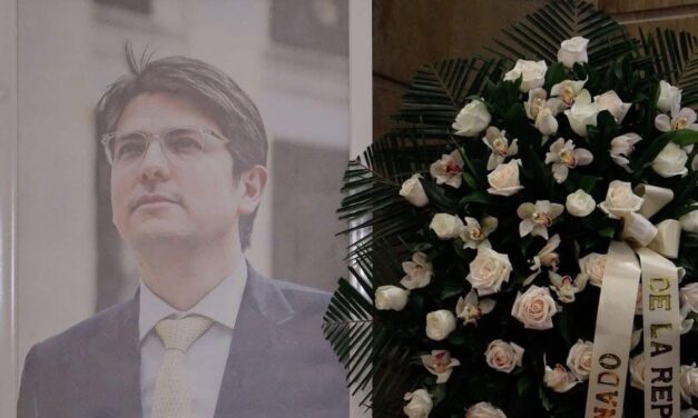 Homenajes y reacciones por la muerte del senador Miguel Uribe Turbay