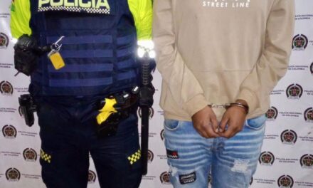 Capturado joven en Popayán por falsedad marcaria en motocicleta durante patrullaje policial