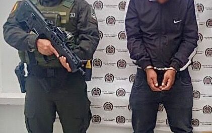 Capturado en Timbío por falsedad marcaria al alterar placa de motocicleta