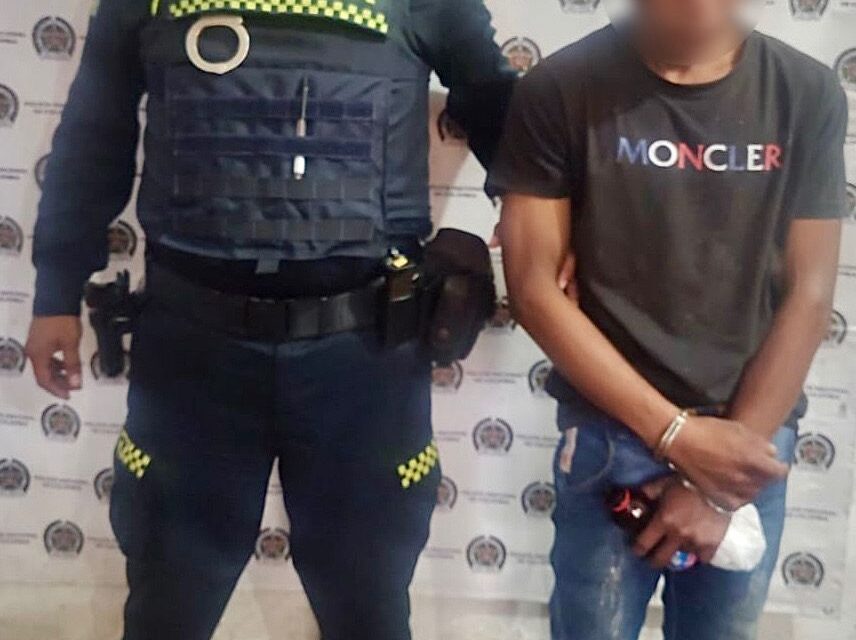 Capturan a hombre en Popayán con un kilo de marihuana en control policial
