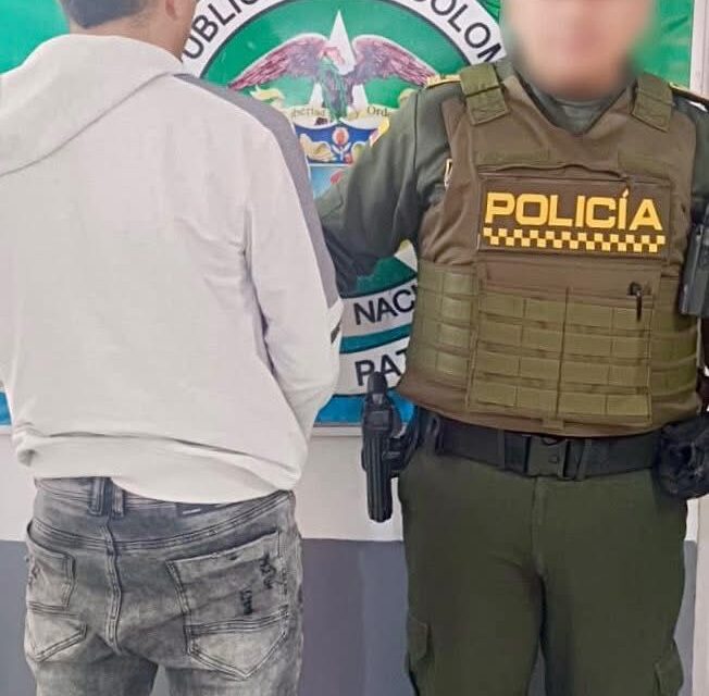 Judicializado en Popayán por tráfico ilegal de loros amazónicos