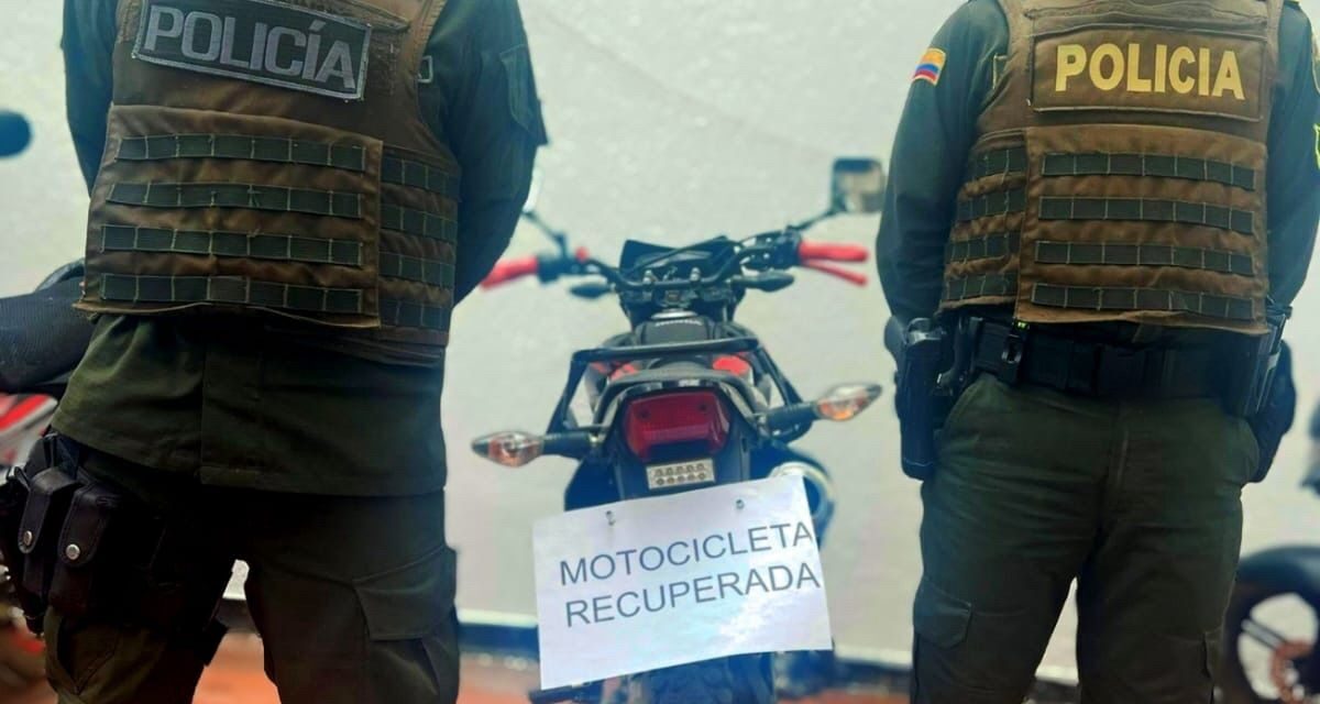 Policía recupera motocicleta en Paispamba, Sotará