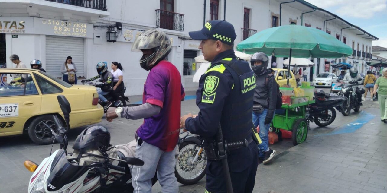 Policía refuerza la seguridad en el Parque Caldas