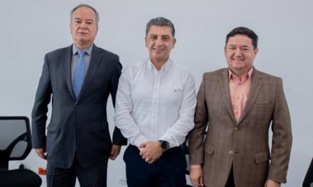 Movilidad Futura S.A.S. posesiona nuevo Asesor Jurídico