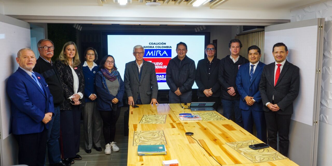 Ahora Colombia elige democráticamente a Juan Sebastián Gómez como cabeza de lista al Senado