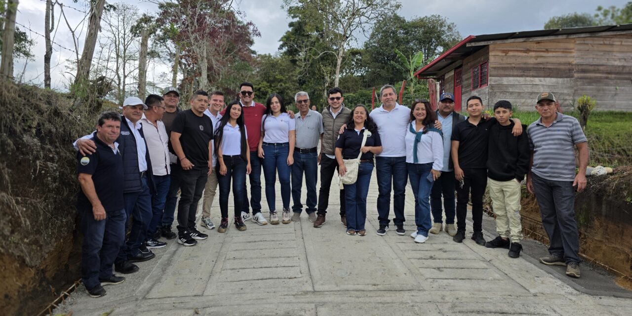 Gobernación del Cauca inicia construcción de nueva placa huella en Timbío
