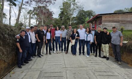 Gobernación del Cauca inicia construcción de nueva placa huella en Timbío