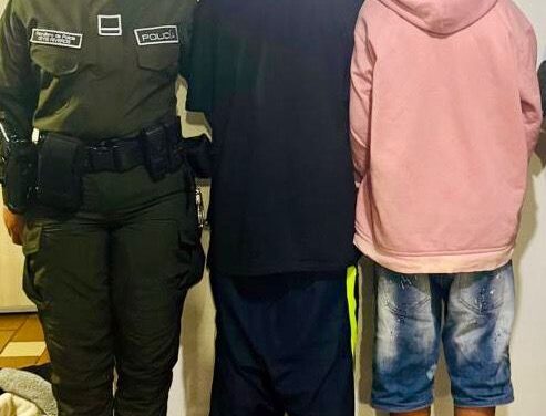 Policía Nacional aprehendió a dos adolescentes por hurto