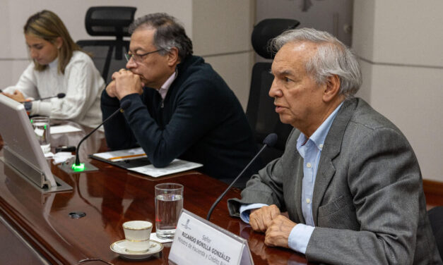 Capturan en pleno tribunal al exministro de Hacienda Ricardo Bonilla