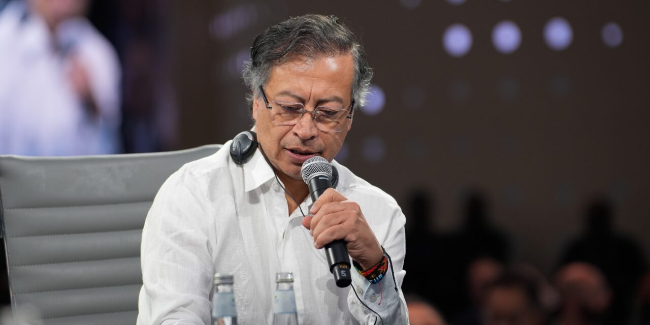 Gobierno Petro retira apoyo a becas Colfuturo