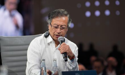 Gobierno Petro retira apoyo a becas Colfuturo