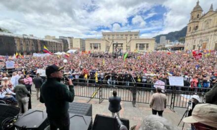 Petro y Trump sostienen llamada en medio de tensión diplomática