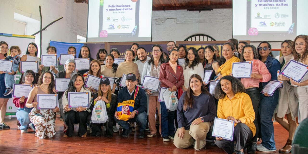 Alcaldía impulsa el emprendimiento local con formación y certificación