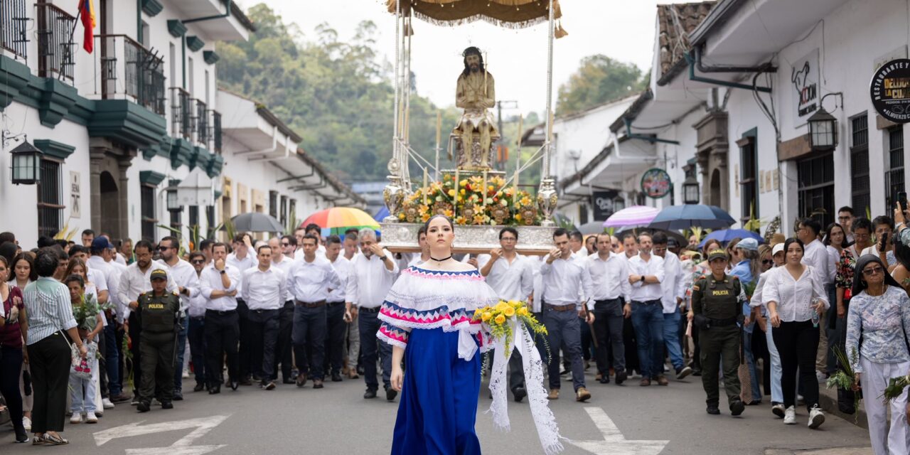 Santo Ecce Homo protagoniza la Bajada del Amo en Domingo de Ramos