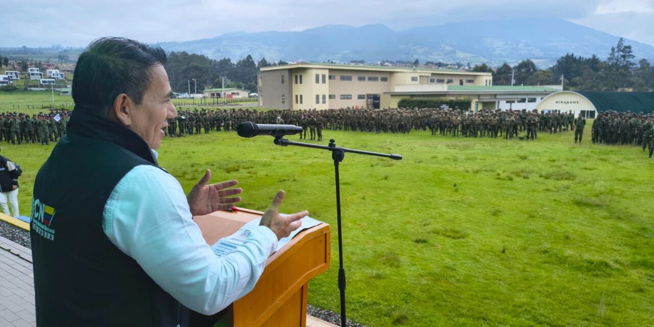 Fuerza Pública se capacita en plataforma Comitium