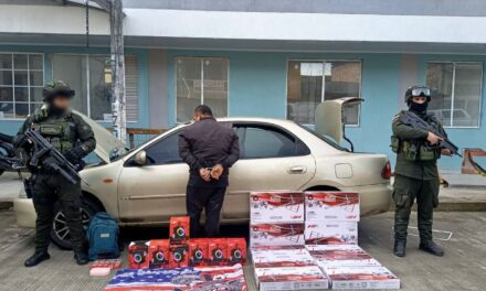 Recuperan furgón y mercancía tras hurto en la vía Panamericana