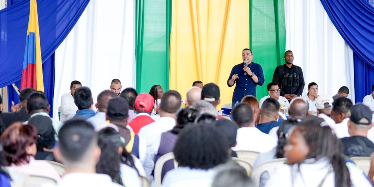 Gobernador del Cauca entrega obras e inversiones en Suárez