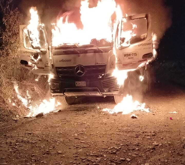 Quema camión Urbaser en Popayán: panfletos, amenazas y crisis en el servicio de aseo