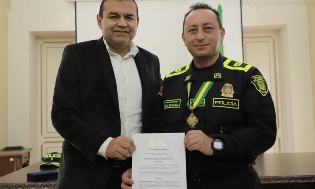 Gobierno del Cauca reconoce labor de la Policía Nacional