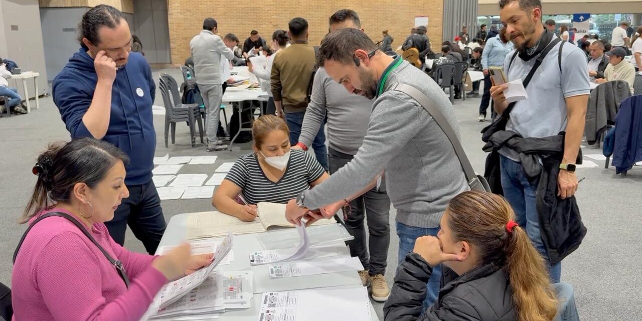Actores electorales: CNE acredita más de 1.000
