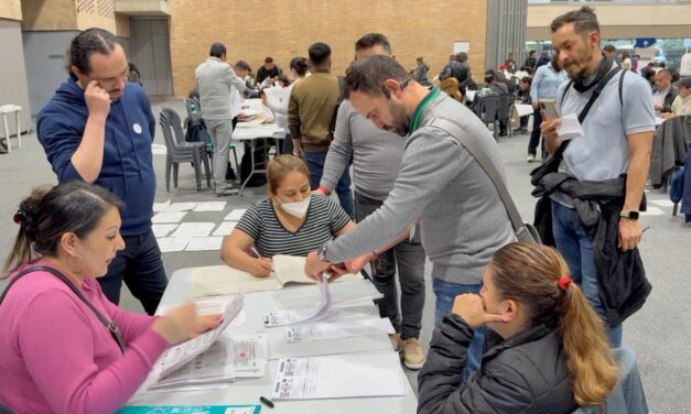 Actores electorales: CNE acredita más de 1.000